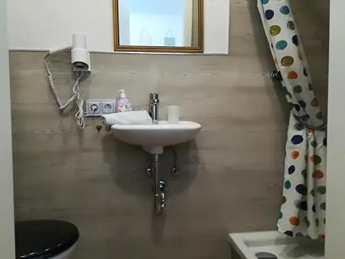 House LA Neuschwanstein Blick - Budget City Hotel