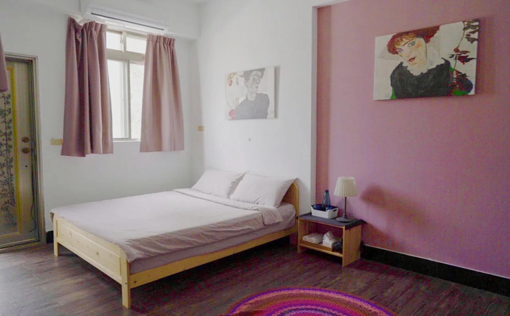 Dulan The Travel Bug Bistro Inn