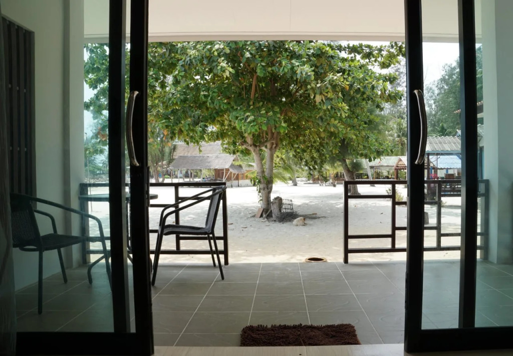 Laemson Resort