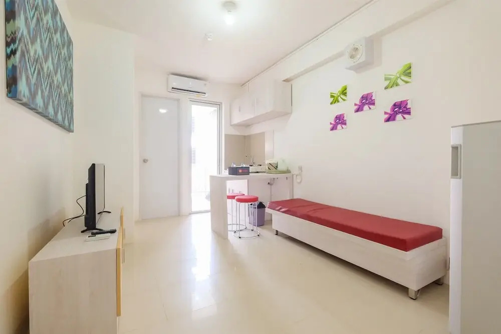 Brand New and Minimalist Bassura City Apartment near Bassura Mall