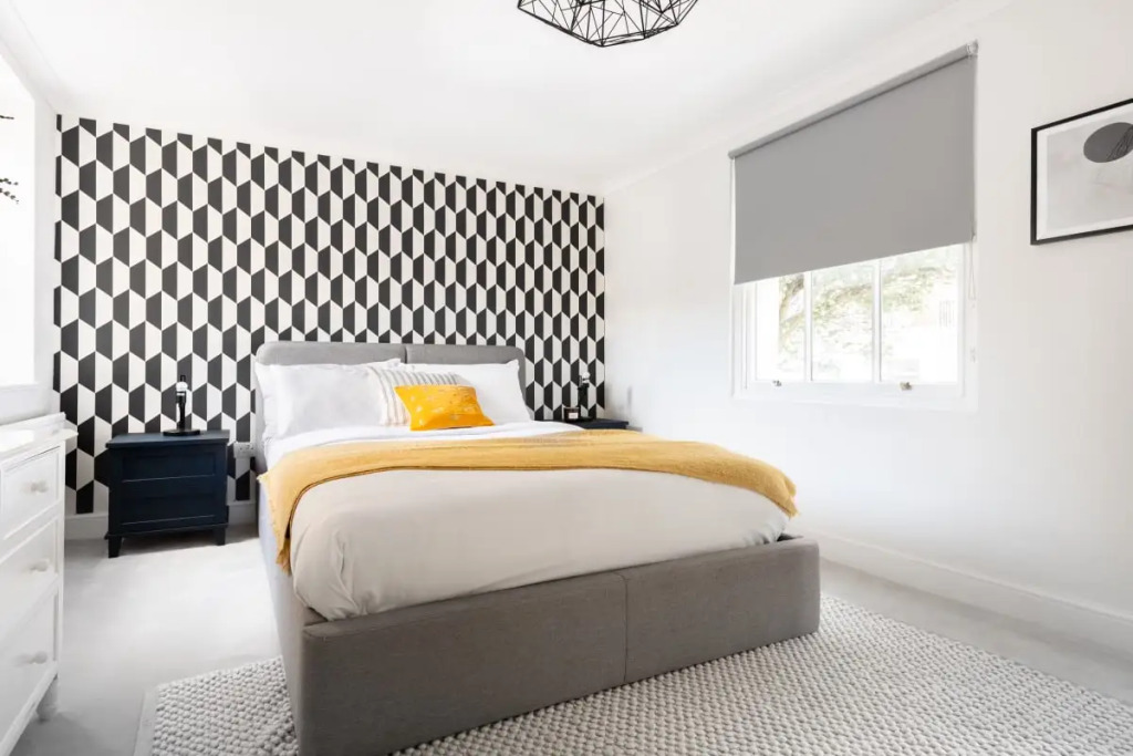 The Victoria Gardens - Bright & Modern 2BDR next to Victoria Station
