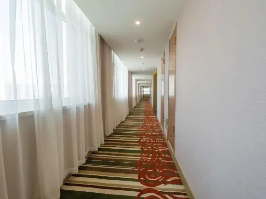 Inzone Garland Hotel