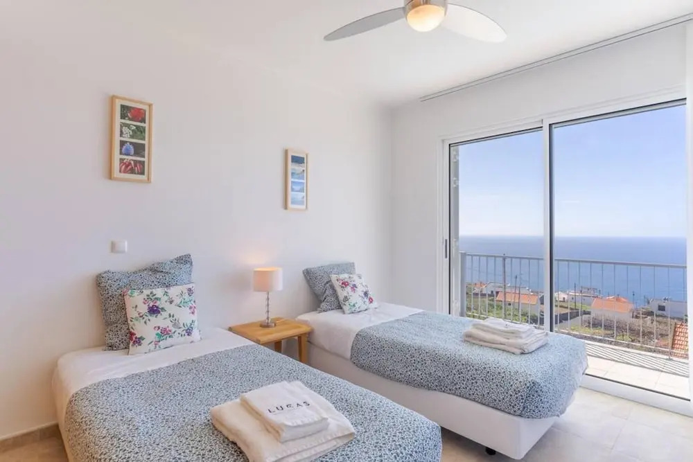 Villa Eldomar 61 in Estreito da Calheta