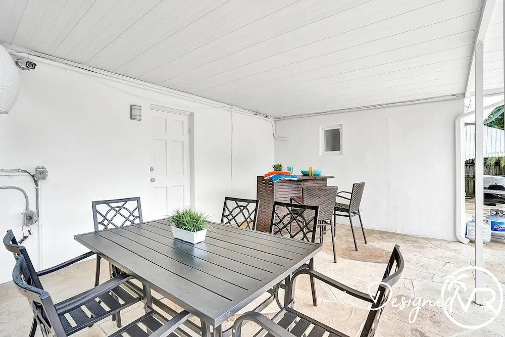 Amazing 4BR with Private Heated Pool