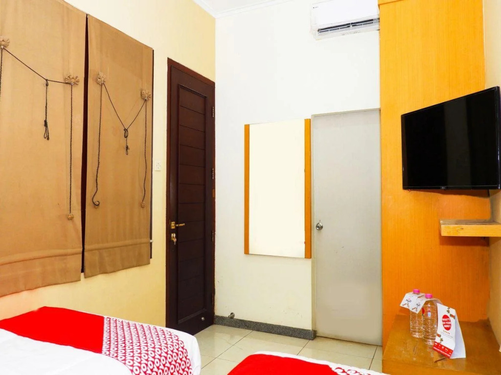 OYO 381 House of Blessing Guest House