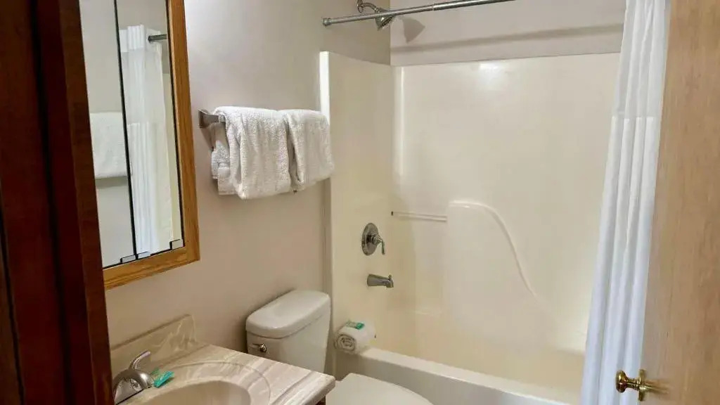 Lake Condo Big Sky Ski Resort - Heated Pool Access