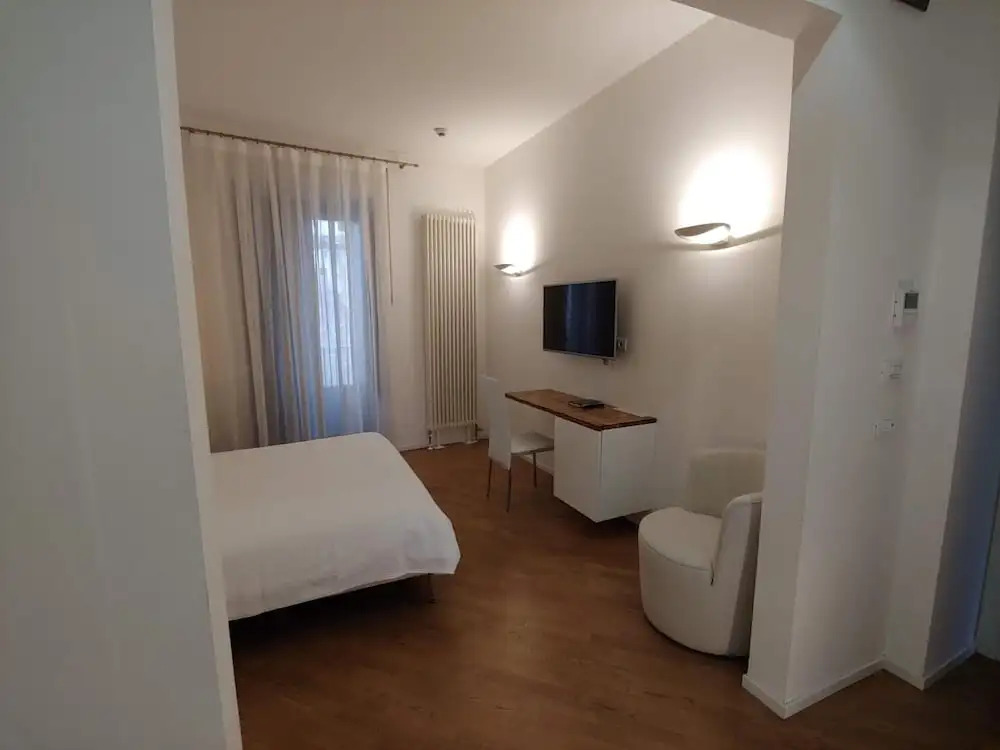 Stella CasaBono