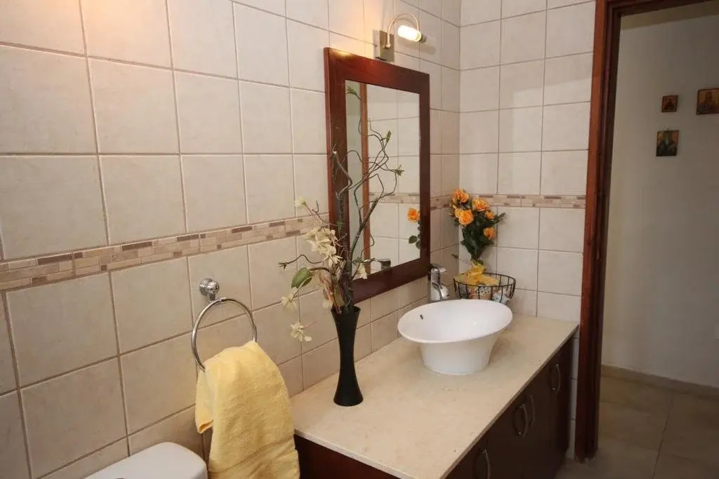 Vineland Cottage Free Wi-fi Big Pool With Walk in Steps
