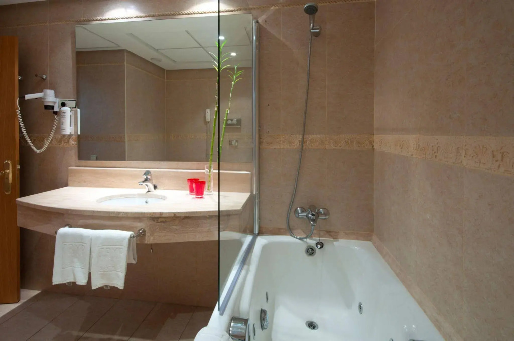 INNSiDE by Meliá San Sebastián Orly