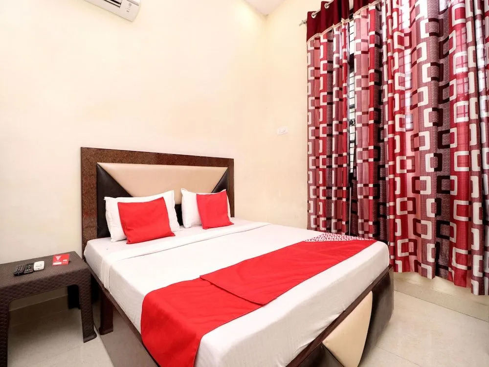 OYO 16494 Dhunna Guest House