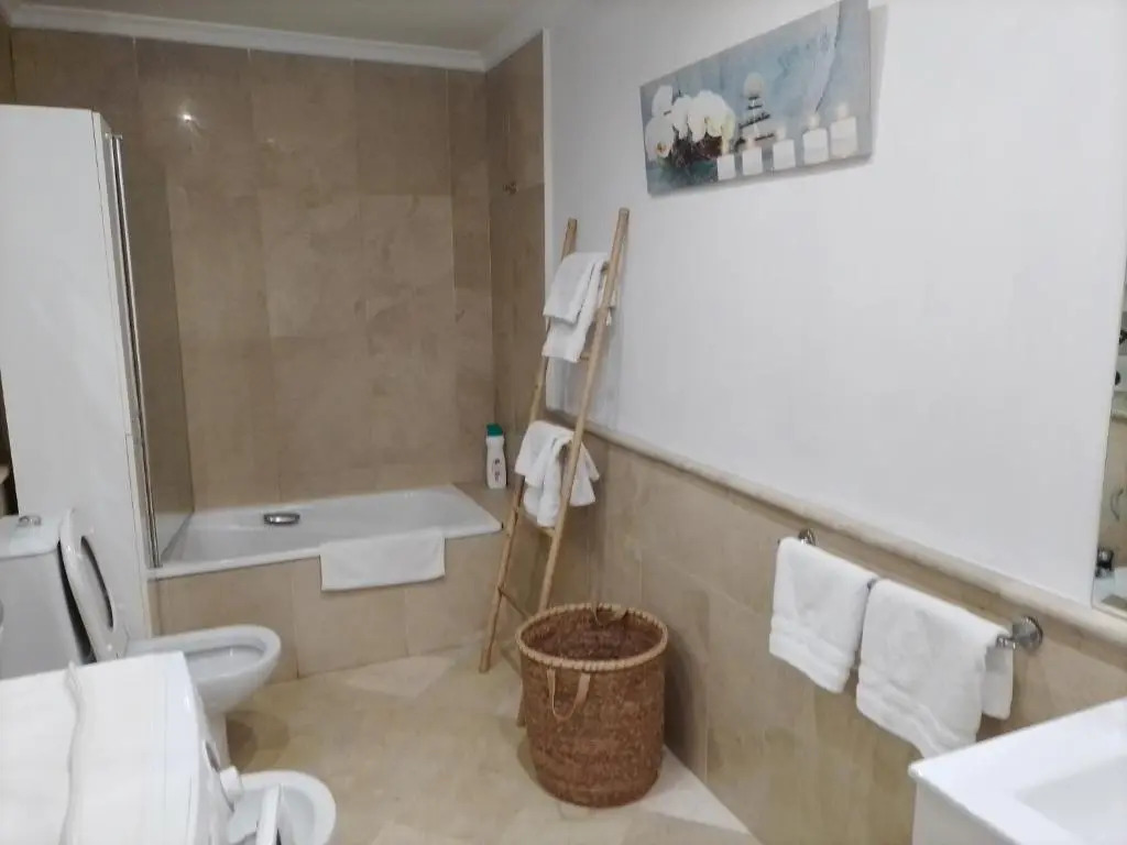 Apartamentos Serrallo