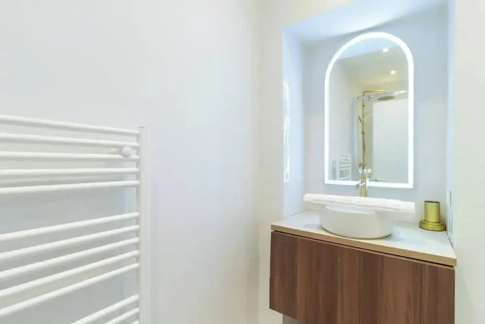 Cosy and New Studio Center of Paris