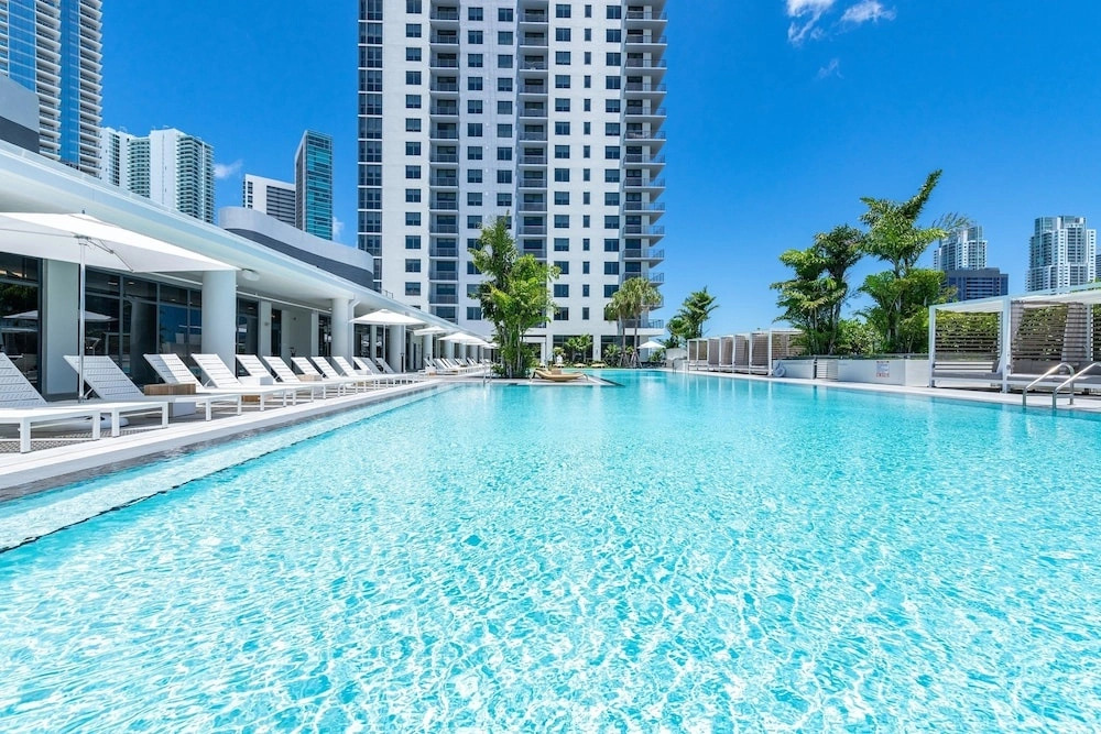 Caoba by Bluebird Suites