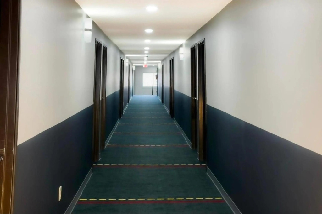 Super 8 by Wyndham Belle Fourche SD