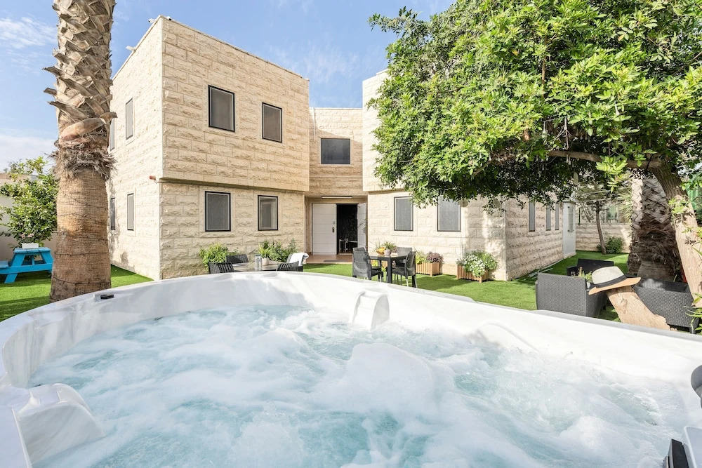 Hotel La Finca - Luxury Suites Hotel - סוויטות יוקרה במרכז באר שבע עם גקוזי וחוויית אירוח פרימיום