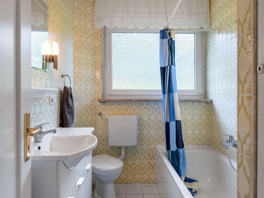 Apartment with private terrace in Velmede