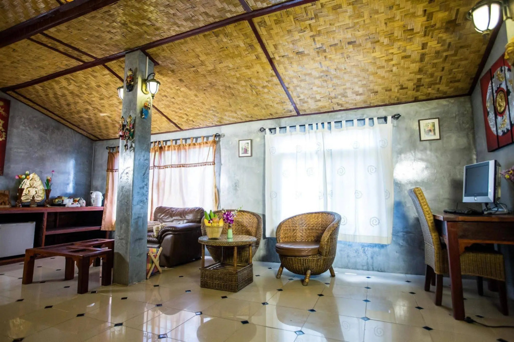 Buri Gallery House