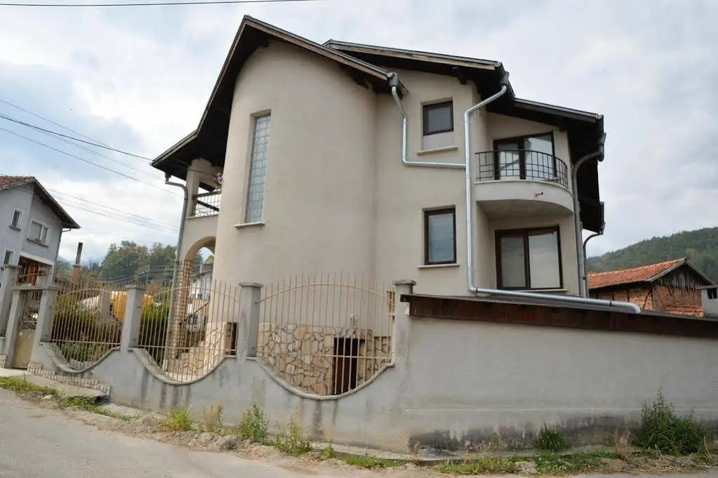 Villa Victoria