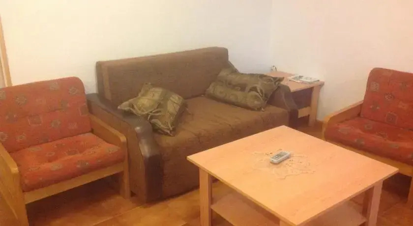 Sunny Apartment on Avet Avetisyan