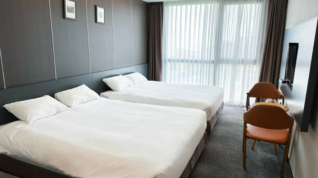 Golden Daisy Hotel
