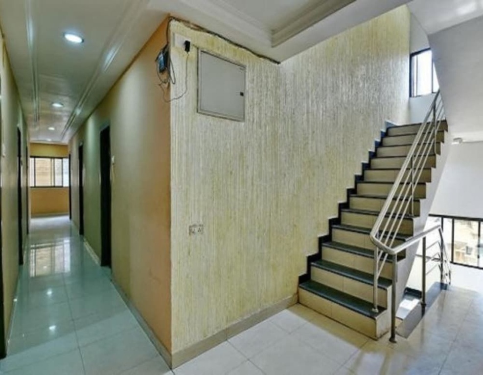 Hotel Amit Regency