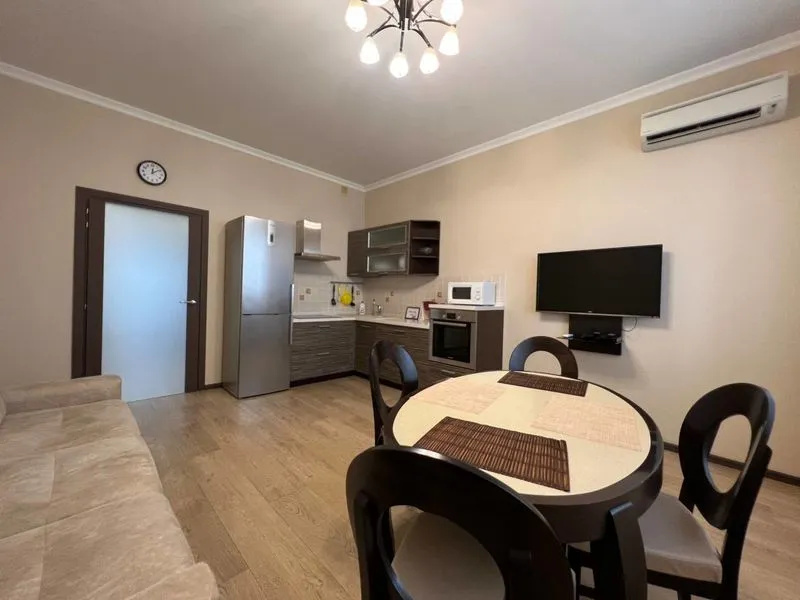 Kvartirnoe byuro IziRent EasyRent na sh. Avtozavodskoe, 37-47