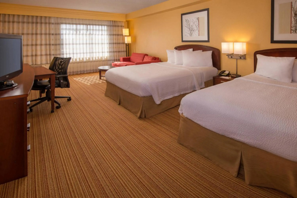 Courtyard by Marriott North Charleston Airport Coliseum