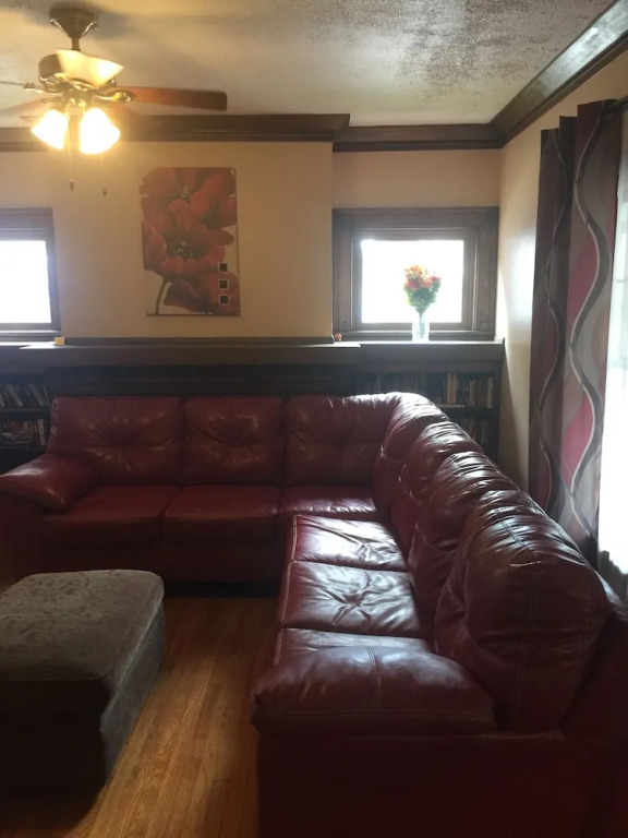 JARVIS West Blvd 3BD Suites by Edgewater Park & Downtown