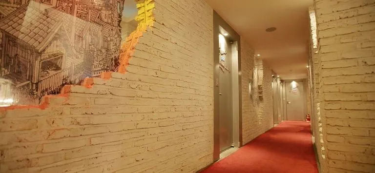 M2 Motel