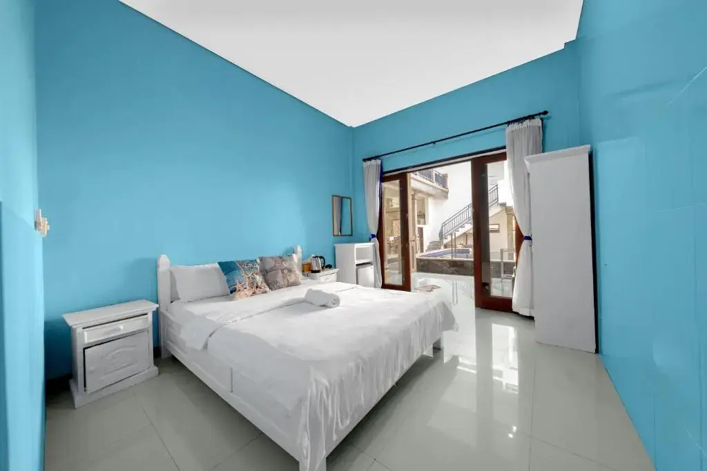 Dive & Dwell Tulamben