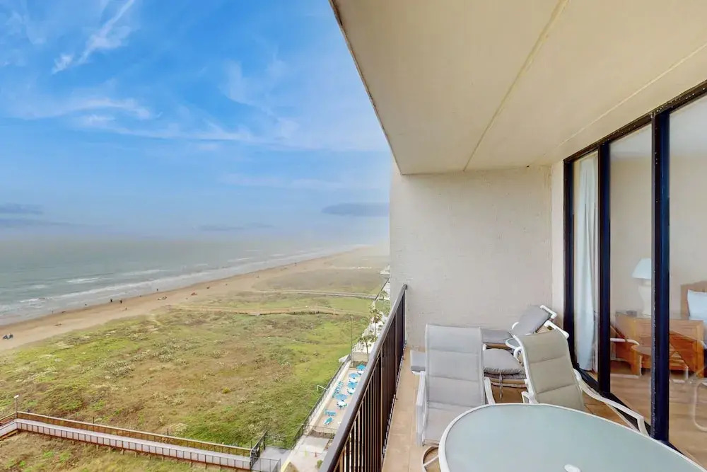 2BR PH, Epic Gulf Views: Suntide III - Unit 1104