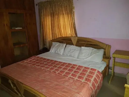 House Of His Glory Suite