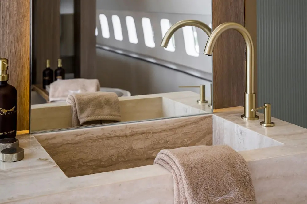 Private Jet Villa