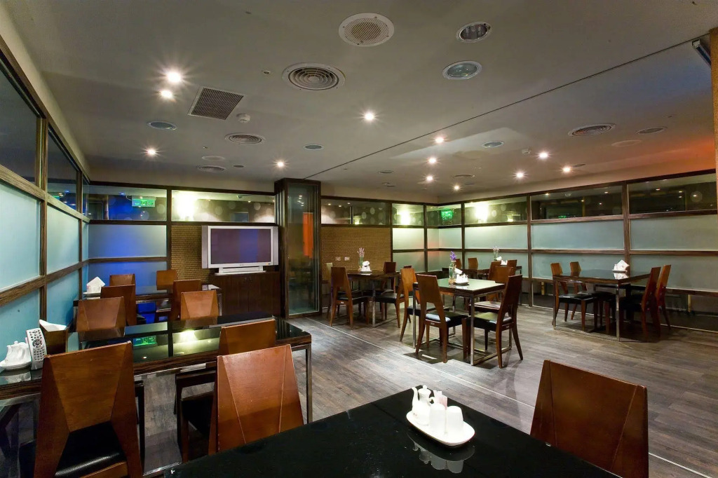 H.M.Hotel