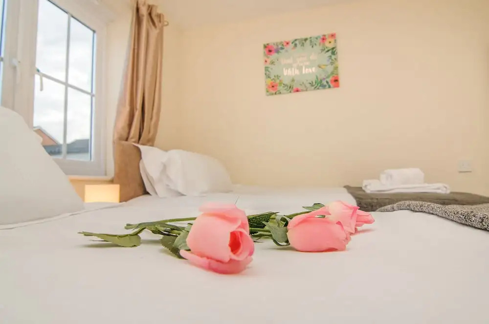 Sargeson Apartment