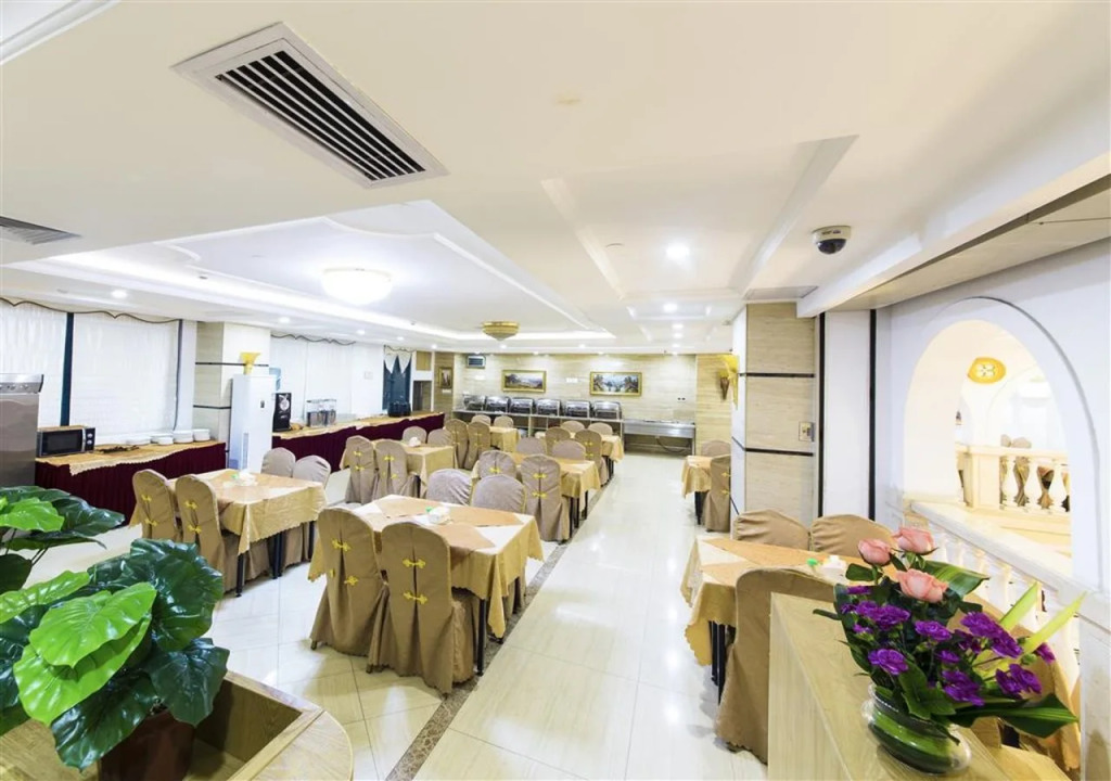 Vienna Hotel Zhanjiang Haibin Avenue Branch