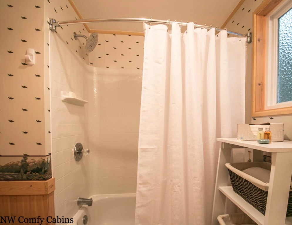 Chiwawa River Chalet Apartment 2 NW Comfy Cabins