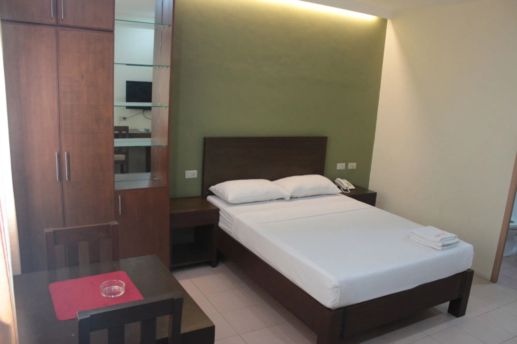 Joyce Apartelle Mandaluyong