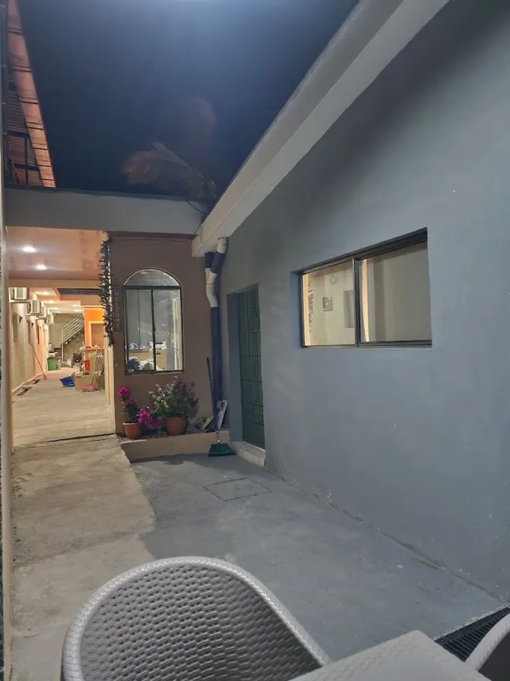 Milos Hostel