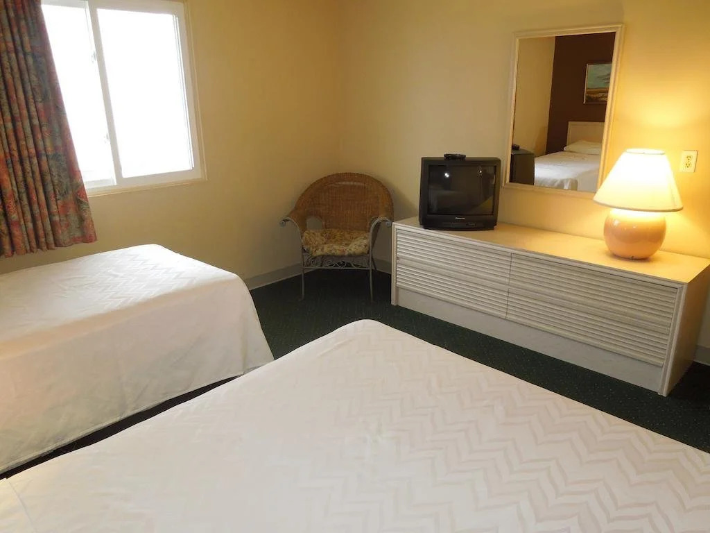 Mahalo Diamond Beach Resort