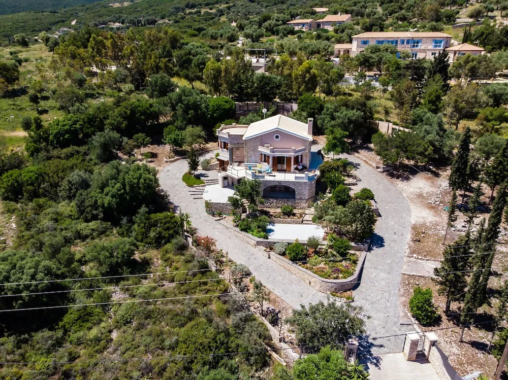 DN Beach Coast Villa by "elite"