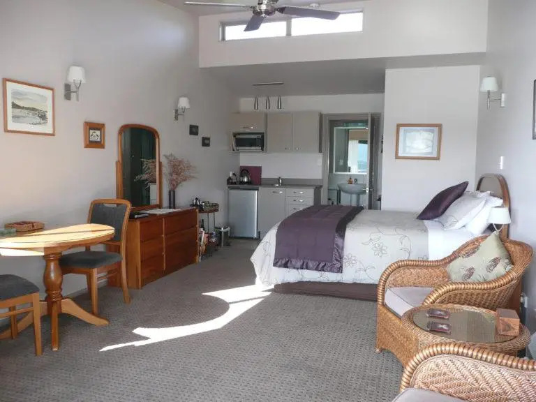 Kings View Lodge