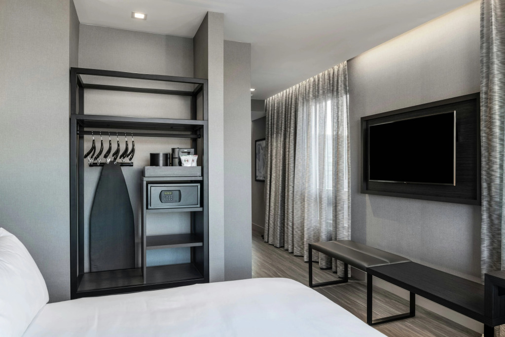 AC Hotel by Marriott Portsmouth Downtown/Waterfront