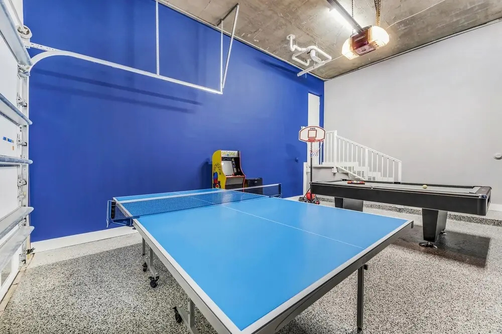 Waterfront Villa in Hollywood! Heated Pool and Game room