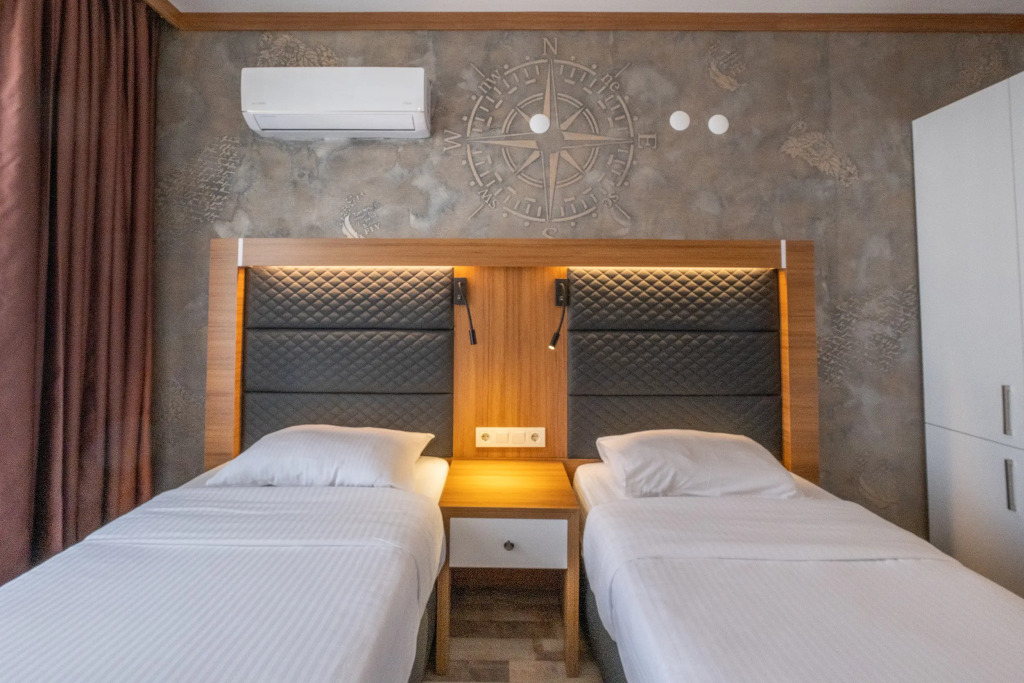 Sunday Beach Hotel