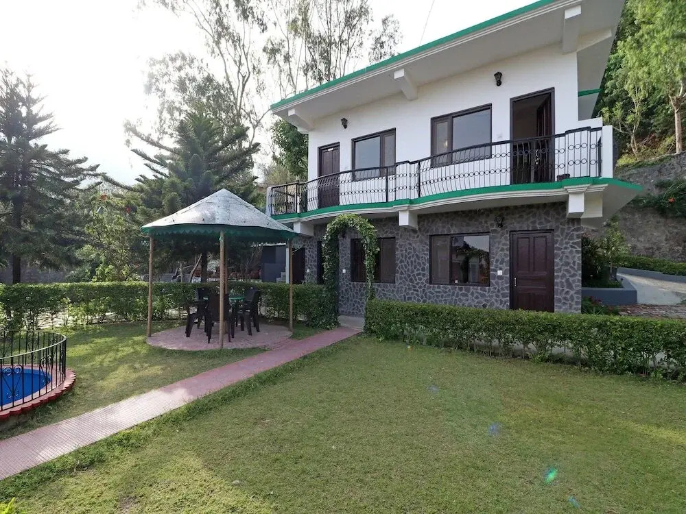 The Gharonda Hut by OYO Rooms