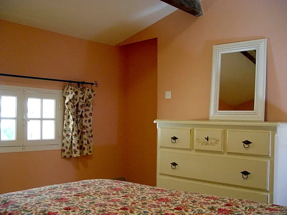 Family Apartment, 2-6 People, In Provenve