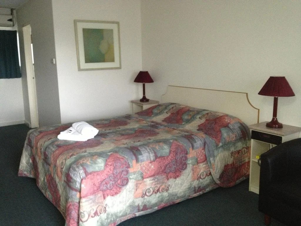 Clyde River Motor Inn