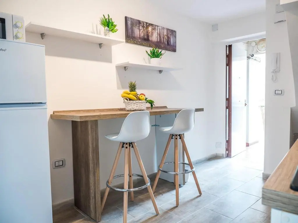 Premium Apartment in Chiaia, Naples Center, Near Seaside