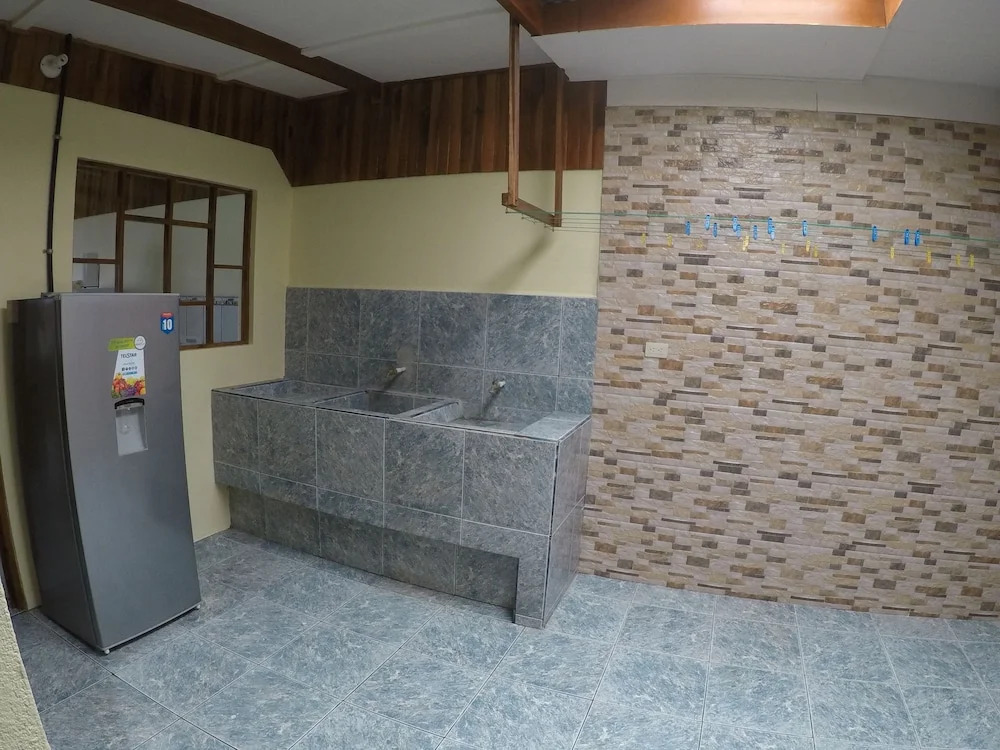 Apartamentos QR La Fortuna - Adults Only